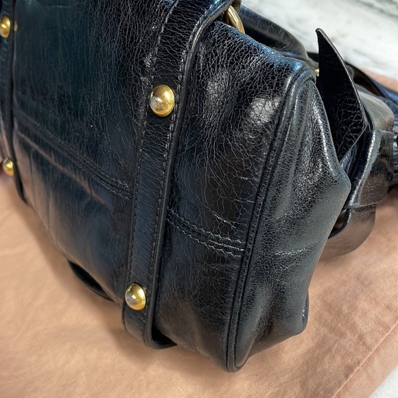 Miu Miu Bow Vitello Bag in Black w/ gold hardware - Picture 10 of 15